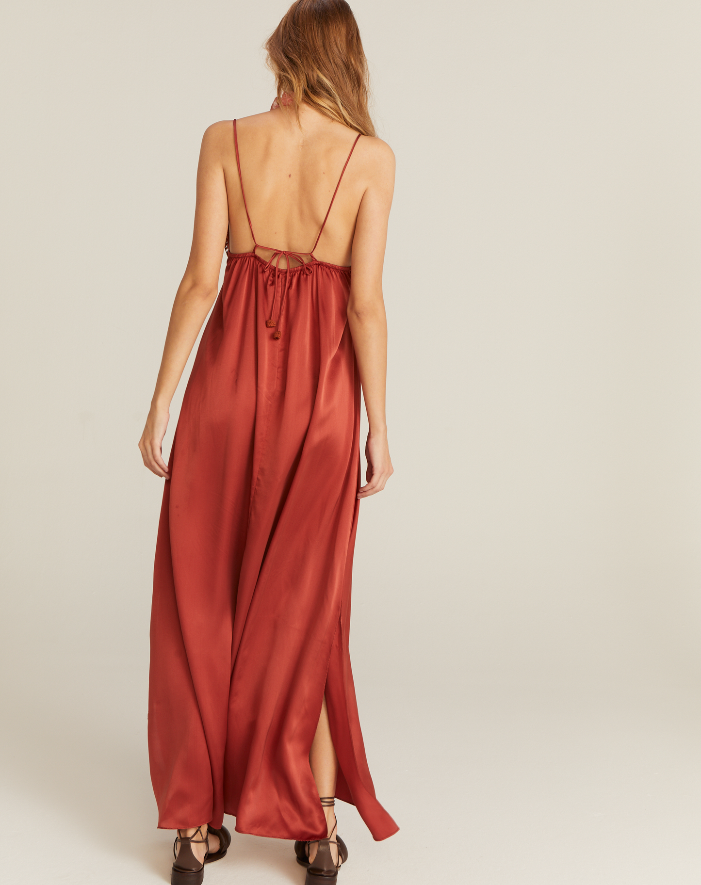 Vestido Mandacaru em Seda Longo Telha