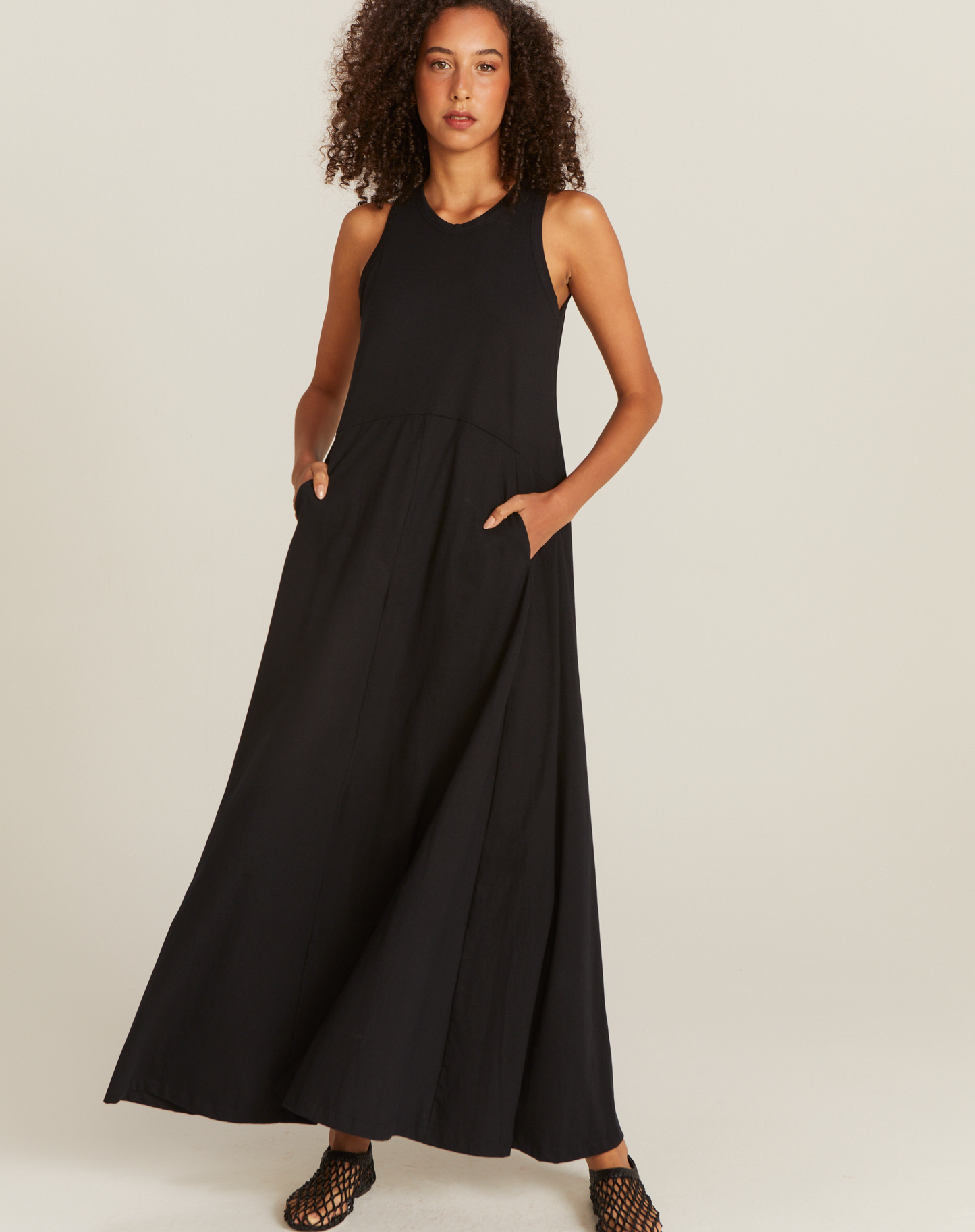 Vestido Elza Longo com Bolso Preto