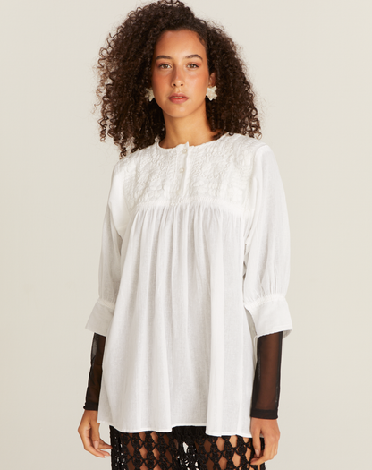 Blusa Bata Bordada México Branca