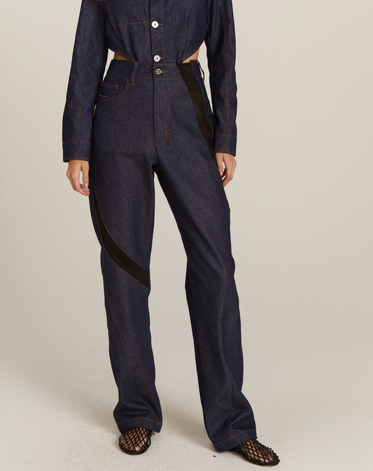 Calça Jeans com Recortes em Tule Indigo