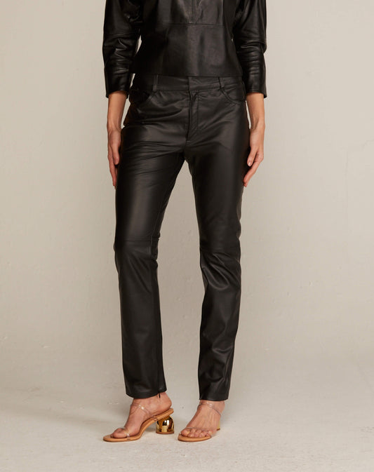 Calça Couro